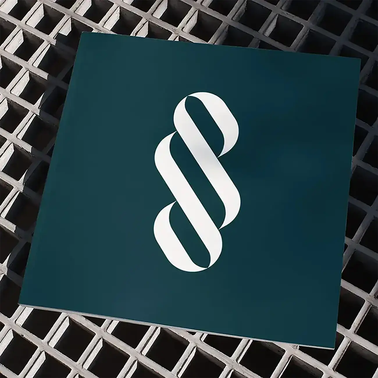 paragraf logo design